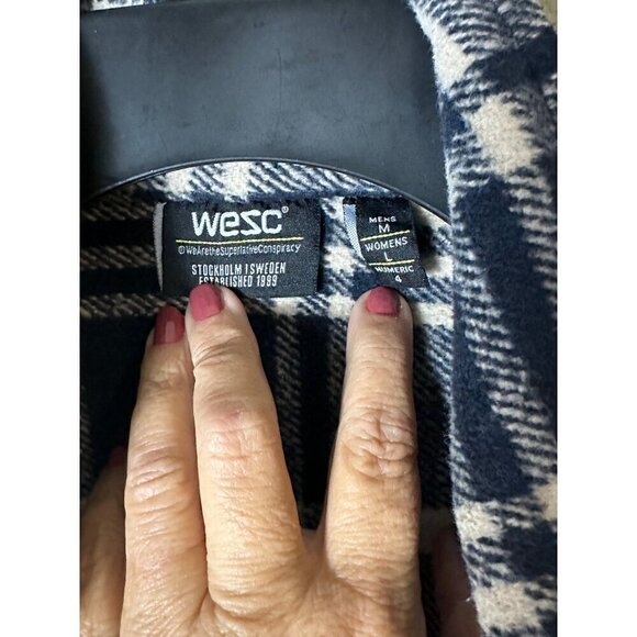 WESC Blue & White Plaid Jacket Men's Medium Women's Large Sweden - Picture 3 of 3